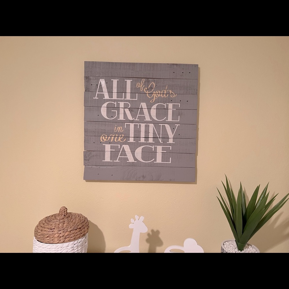 Sweet wooden wall decor for a nursery